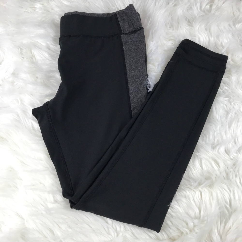 FASHION NOVA ATHLETIC LEGGING